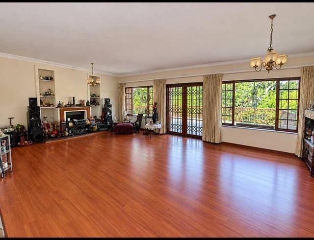 4 BEDROOM HOUSE FOR SALE IN FORREST HILL